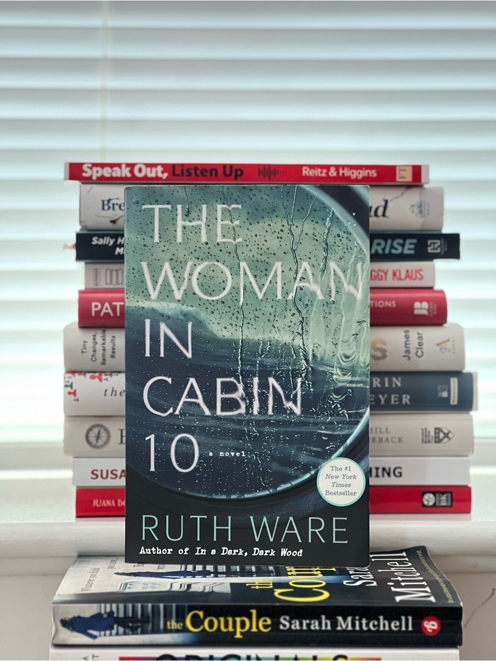 The Woman in Cabin 10 by Ruth Ware Paperback Book EUC